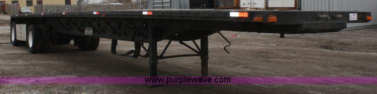 image for item A6767 2000 Transcraft TL-2000 flatbed trailer