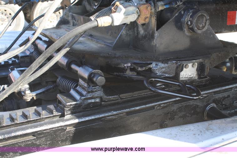 image for item A6772 1995 Peterbilt 378 semi