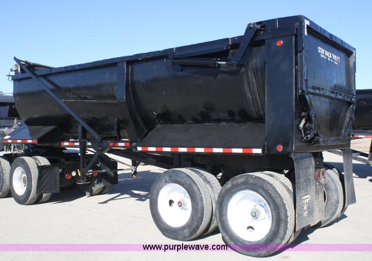 image for item A6773 1995 Clement 24' end dump trailer