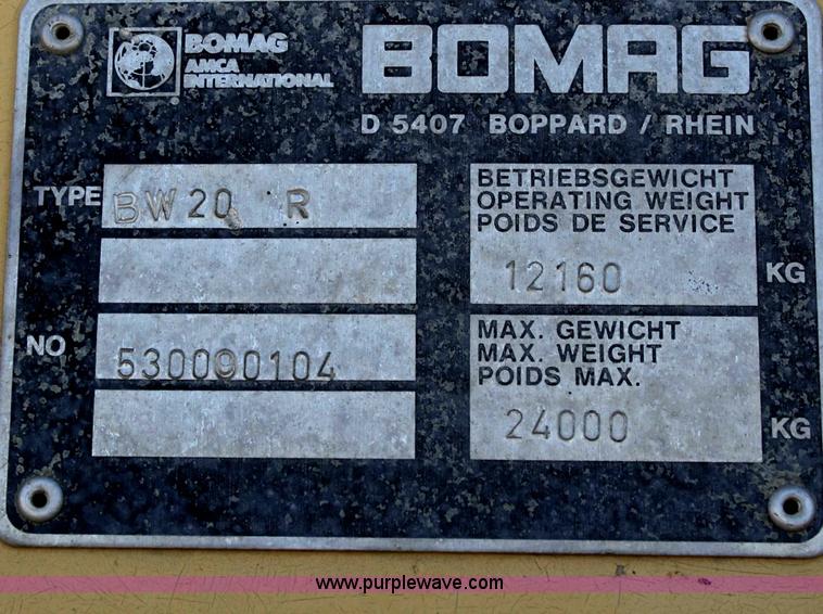 image for item A6775 1986 Bomag BW20R rubber tire roller