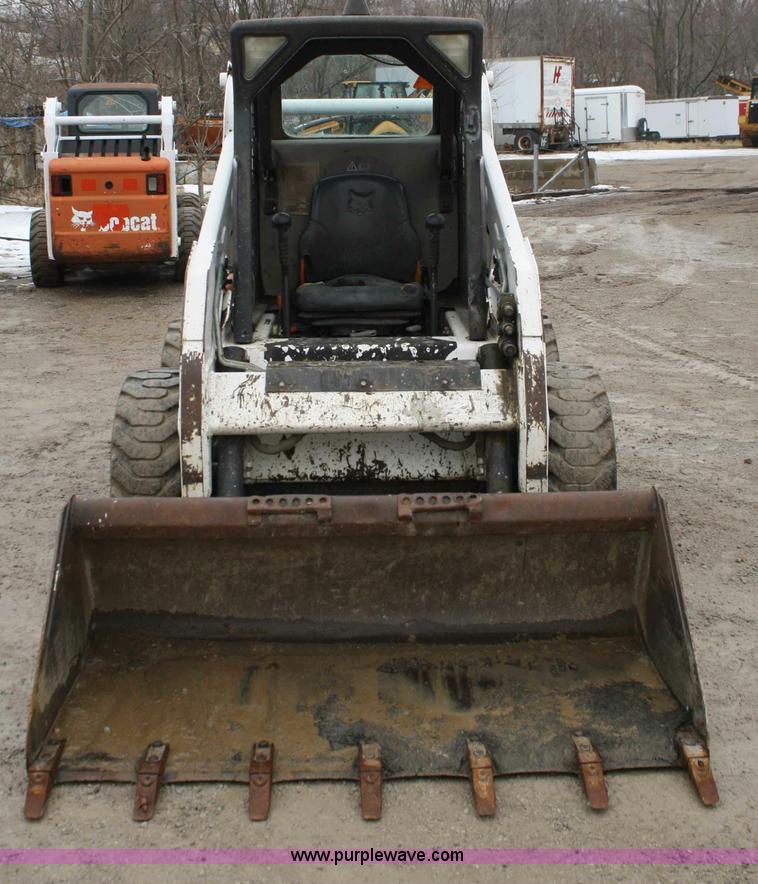 image for item A6983 2003 Bobcat S185 skid steer