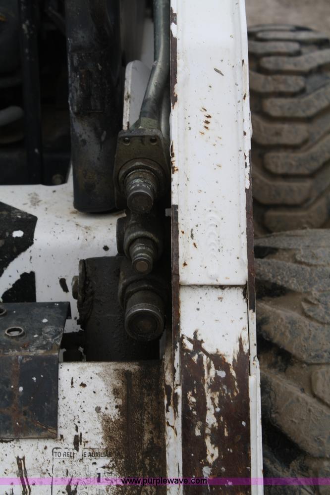 image for item A6983 2003 Bobcat S185 skid steer