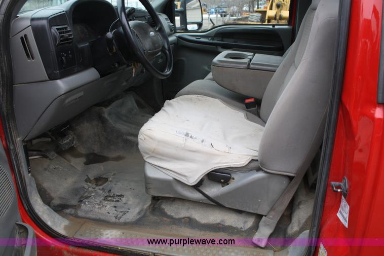 image for item A6985 2006 Ford F250 XLT Super Duty pickup truck