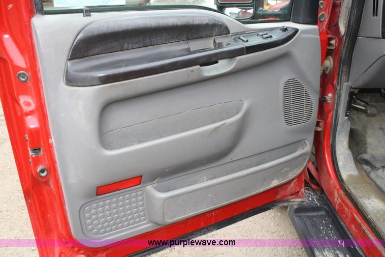 image for item A6985 2006 Ford F250 XLT Super Duty pickup truck