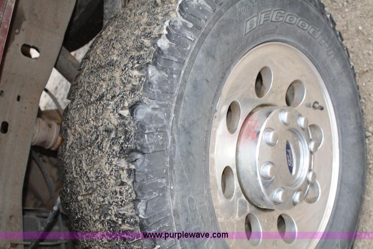 image for item A6985 2006 Ford F250 XLT Super Duty pickup truck