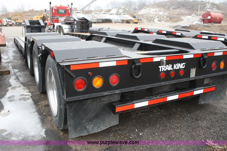 image for item A6988 2000 Trail King HG series detachable lowboy trailer