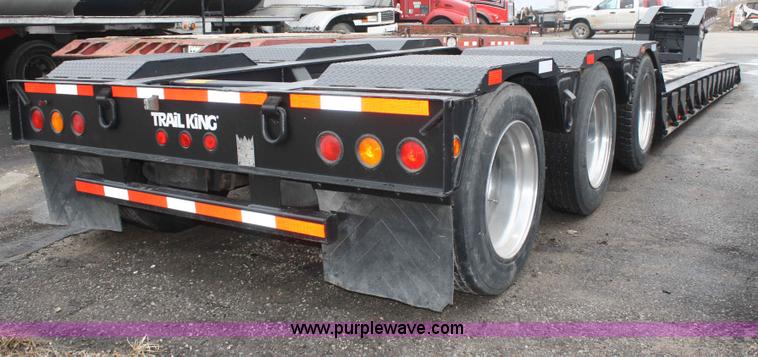 image for item A6988 2000 Trail King HG series detachable lowboy trailer
