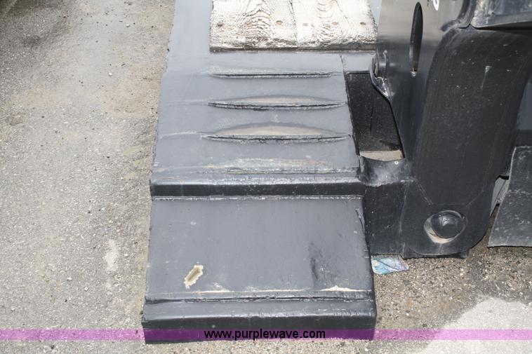 image for item A6988 2000 Trail King HG series detachable lowboy trailer