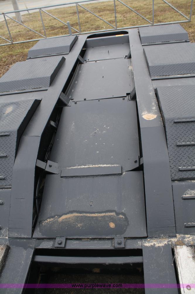 image for item A6988 2000 Trail King HG series detachable lowboy trailer