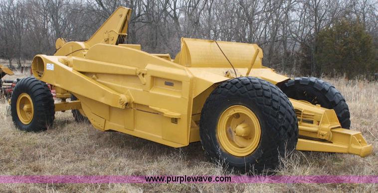 image for item A6999 Caterpillar 60 pull scraper