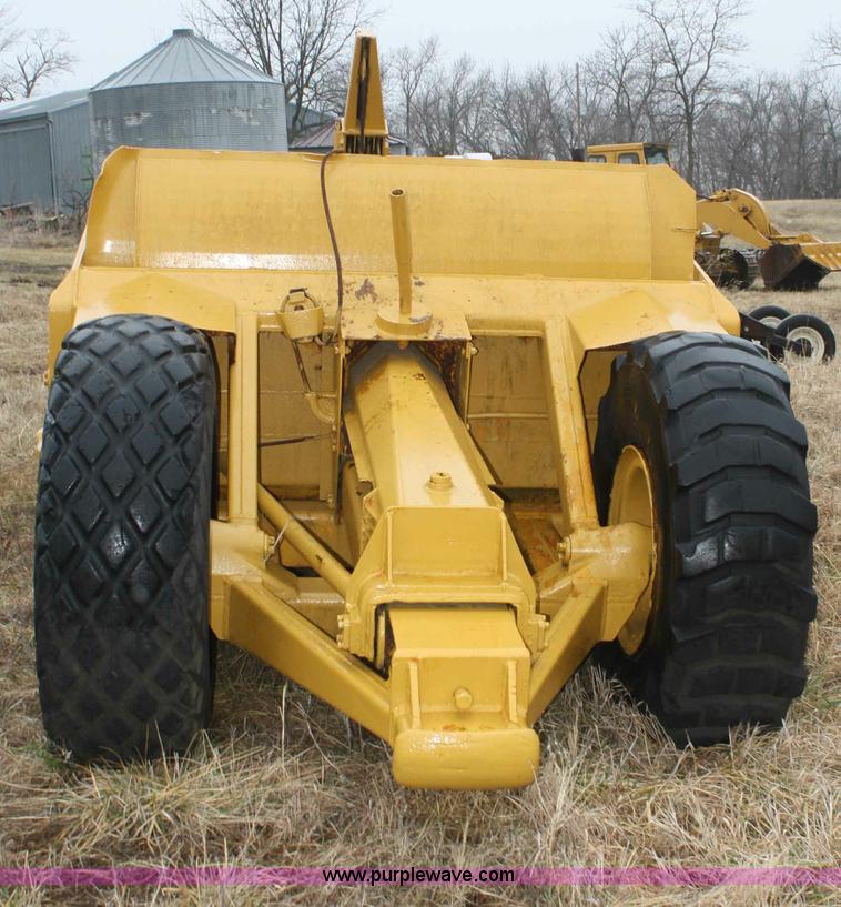 image for item A6999 Caterpillar 60 pull scraper