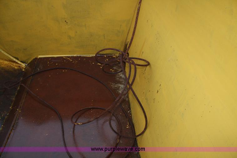 image for item A6999 Caterpillar 60 pull scraper