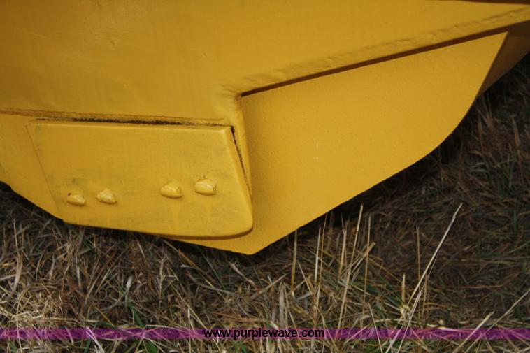 image for item A6999 Caterpillar 60 pull scraper