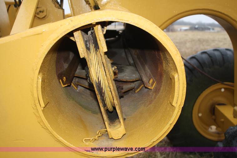 image for item A6999 Caterpillar 60 pull scraper