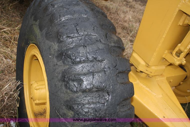 image for item A6999 Caterpillar 60 pull scraper