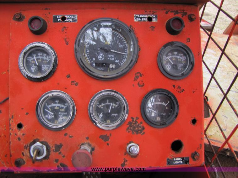 image for item B2207 SkyTrak 7038 telehandler forklift