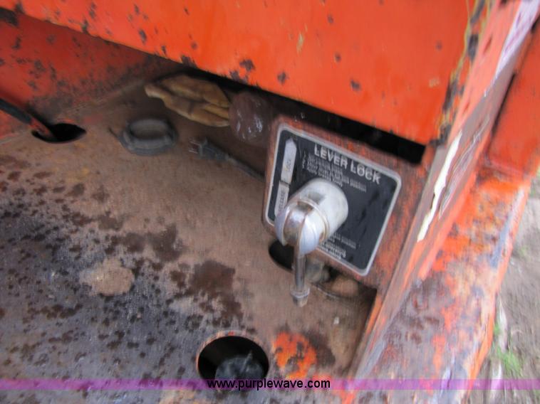 image for item B2207 SkyTrak 7038 telehandler forklift