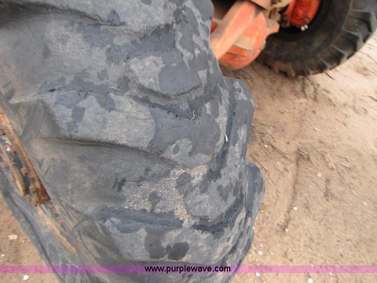 image for item B2207 SkyTrak 7038 telehandler forklift