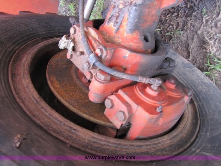 image for item B2207 SkyTrak 7038 telehandler forklift