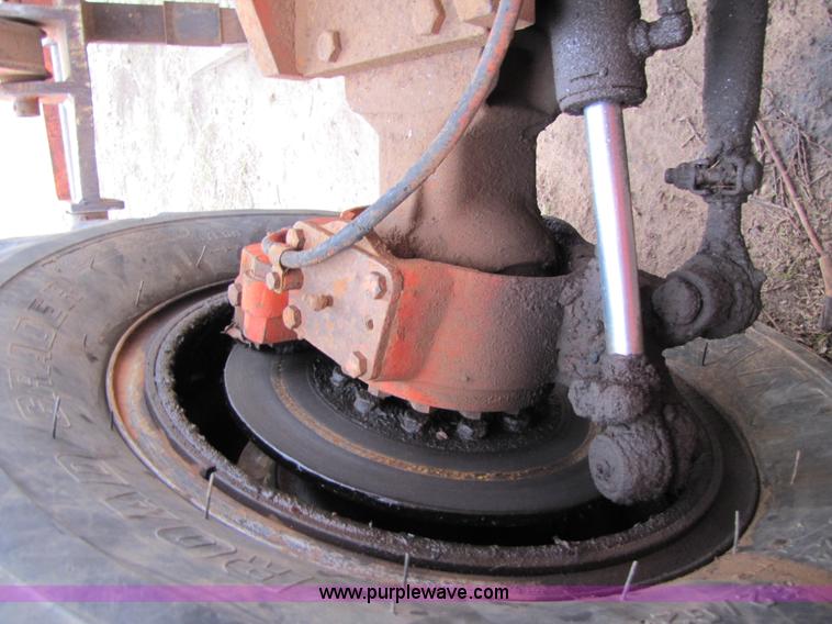 image for item B2207 SkyTrak 7038 telehandler forklift