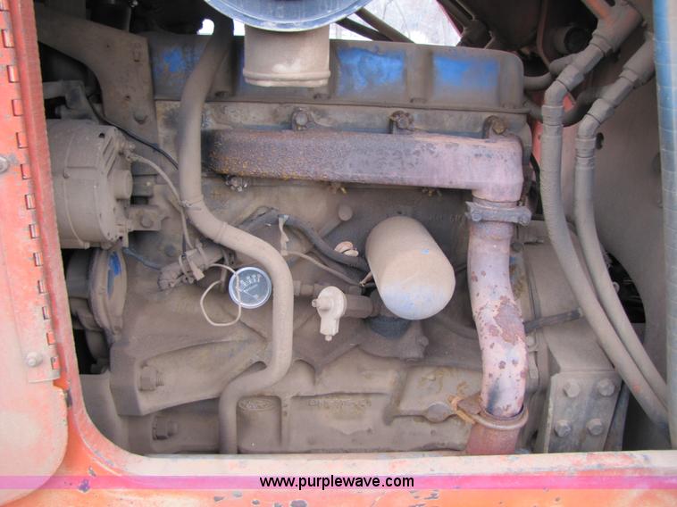 image for item B2207 SkyTrak 7038 telehandler forklift