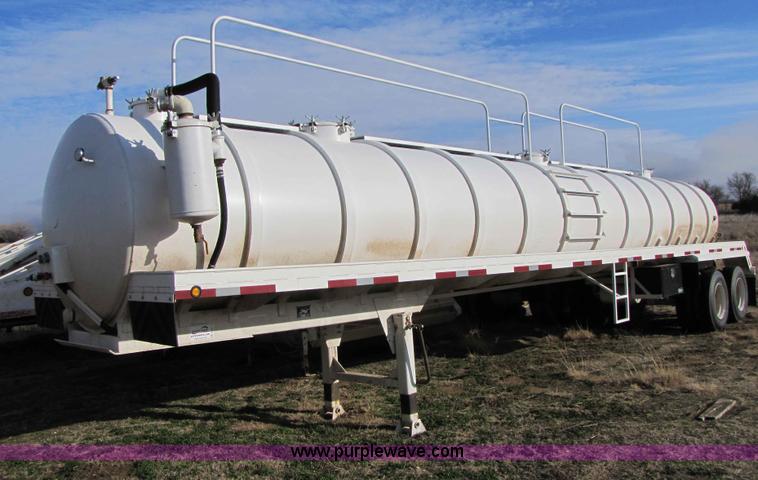 image for item B2217 2012 Western 130 barrel 40' vacuum tank trailer