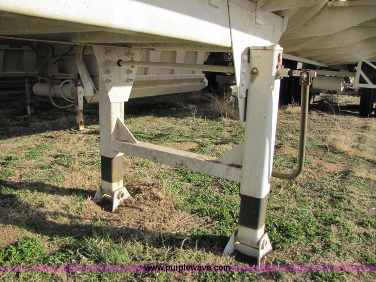 image for item B2217 2012 Western 130 barrel 40' vacuum tank trailer