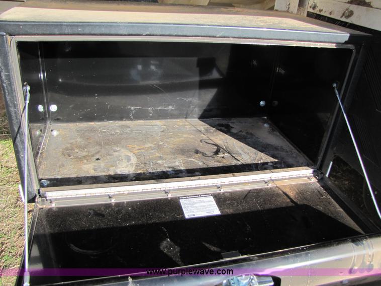 image for item B2217 2012 Western 130 barrel 40' vacuum tank trailer