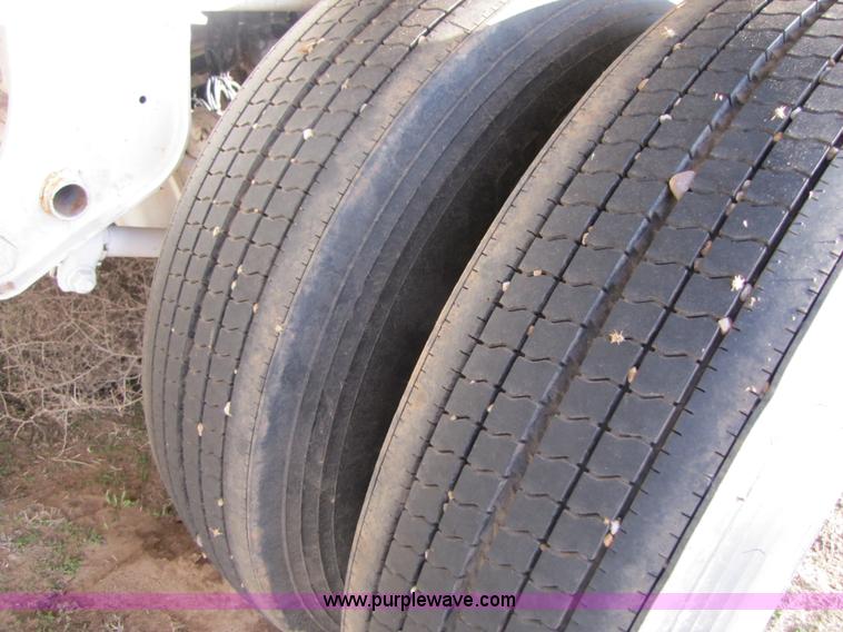 image for item B2217 2012 Western 130 barrel 40' vacuum tank trailer