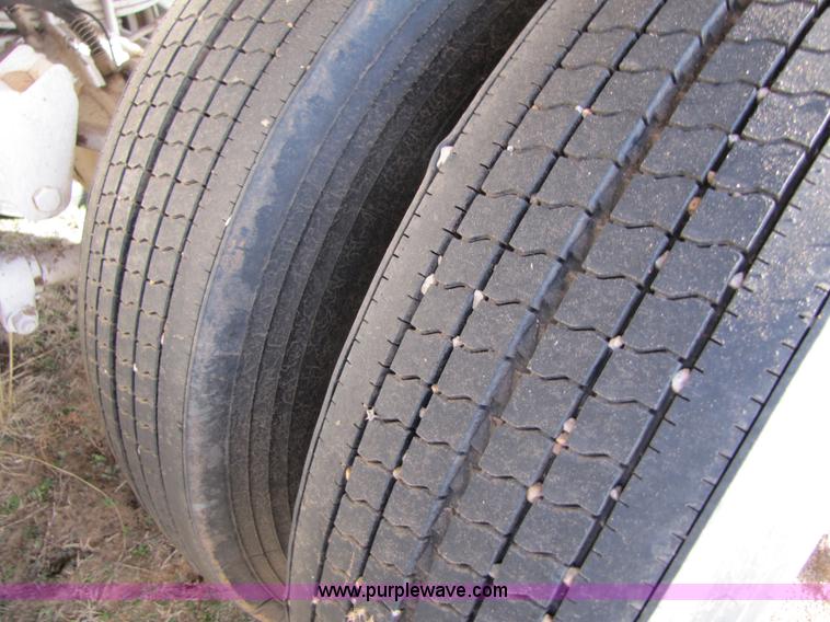 image for item B2217 2012 Western 130 barrel 40' vacuum tank trailer