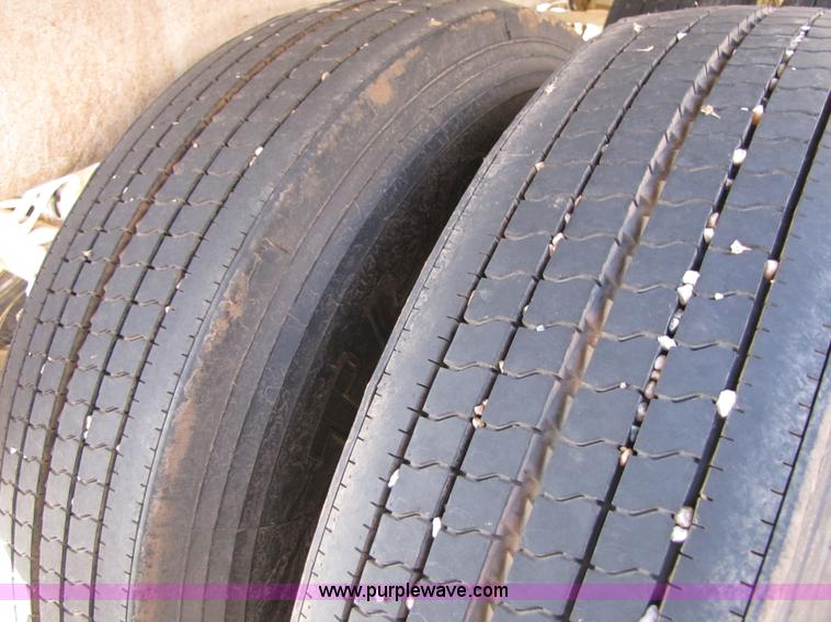 image for item B2217 2012 Western 130 barrel 40' vacuum tank trailer