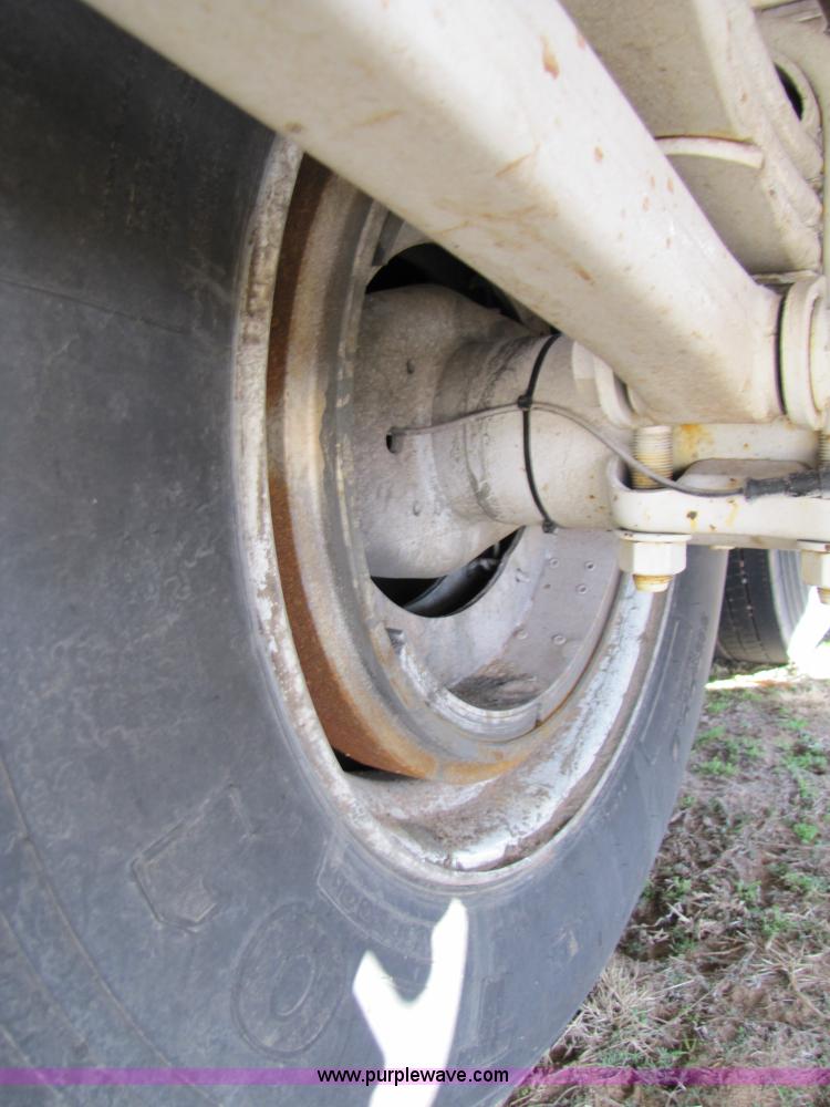 image for item B2217 2012 Western 130 barrel 40' vacuum tank trailer