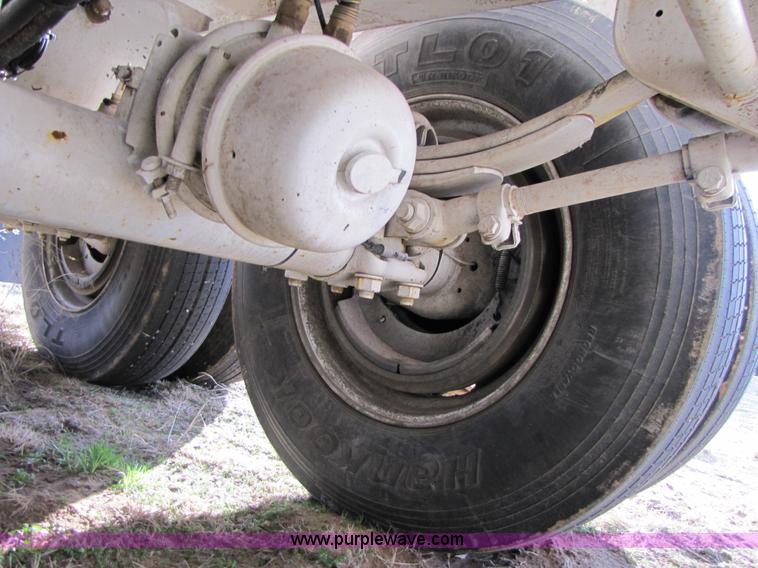 image for item B2217 2012 Western 130 barrel 40' vacuum tank trailer