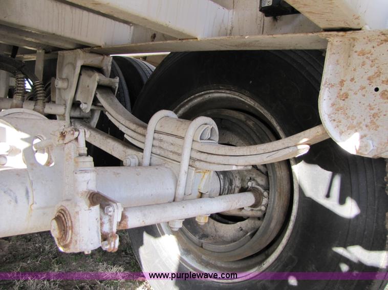 image for item B2217 2012 Western 130 barrel 40' vacuum tank trailer