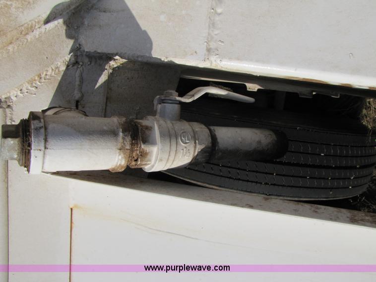 image for item B2217 2012 Western 130 barrel 40' vacuum tank trailer