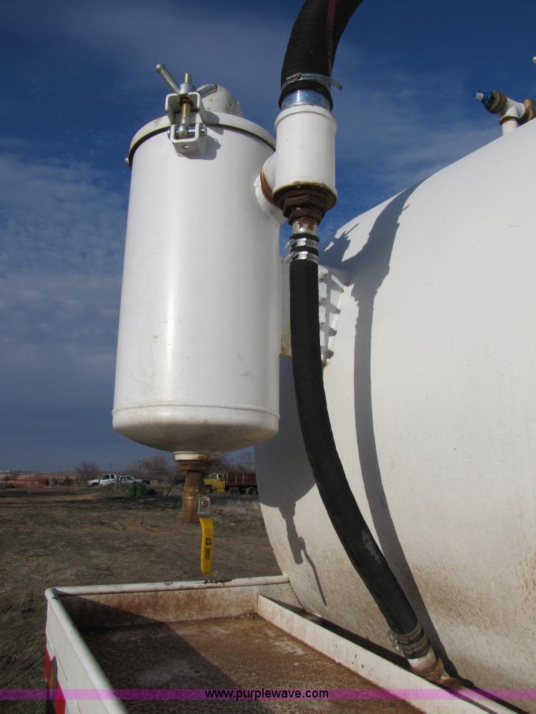 image for item B2217 2012 Western 130 barrel 40' vacuum tank trailer