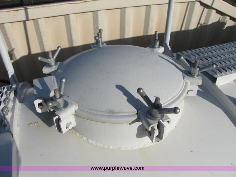 image for item B2217 2012 Western 130 barrel 40' vacuum tank trailer