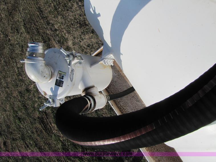 image for item B2217 2012 Western 130 barrel 40' vacuum tank trailer