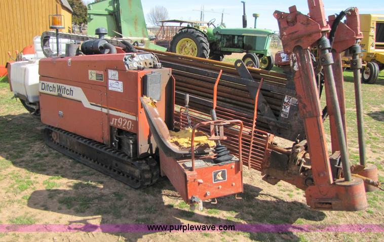 image for item B2225 2000 Ditch Witch JT920L directional drill