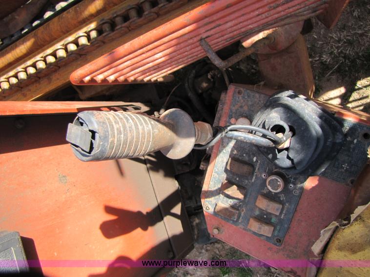 image for item B2225 2000 Ditch Witch JT920L directional drill