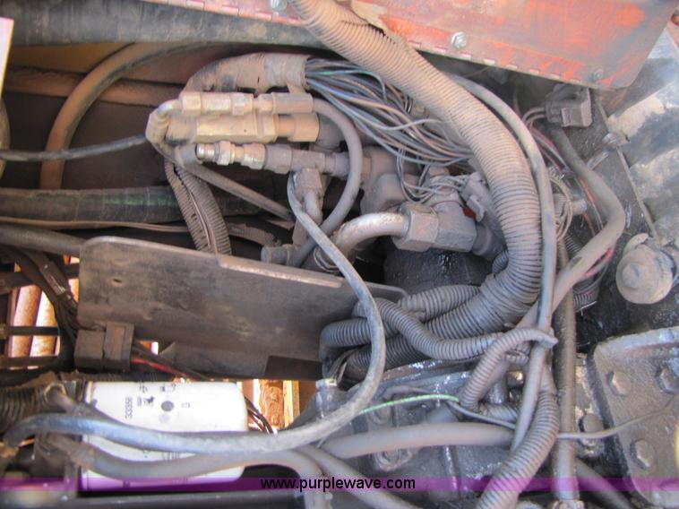 image for item B2225 2000 Ditch Witch JT920L directional drill