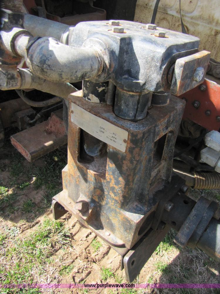 image for item B2225 2000 Ditch Witch JT920L directional drill