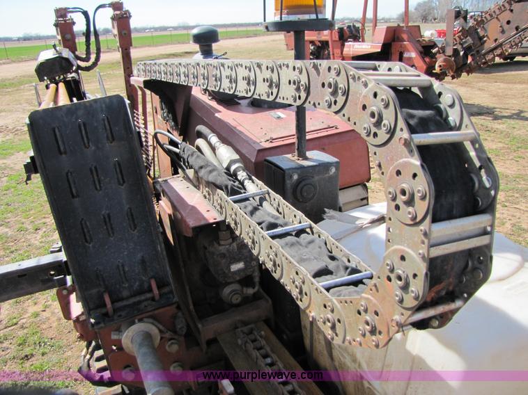 image for item B2225 2000 Ditch Witch JT920L directional drill