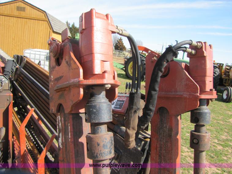 image for item B2225 2000 Ditch Witch JT920L directional drill