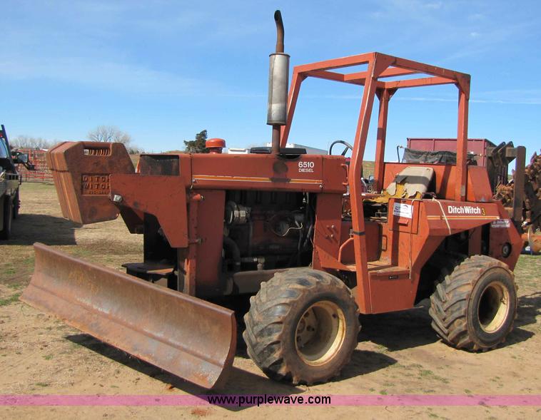 image for item B2226 Ditch Witch 6510DD trencher