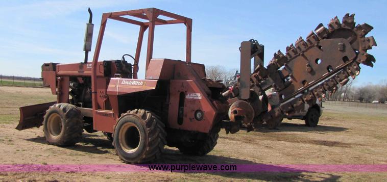 image for item B2226 Ditch Witch 6510DD trencher