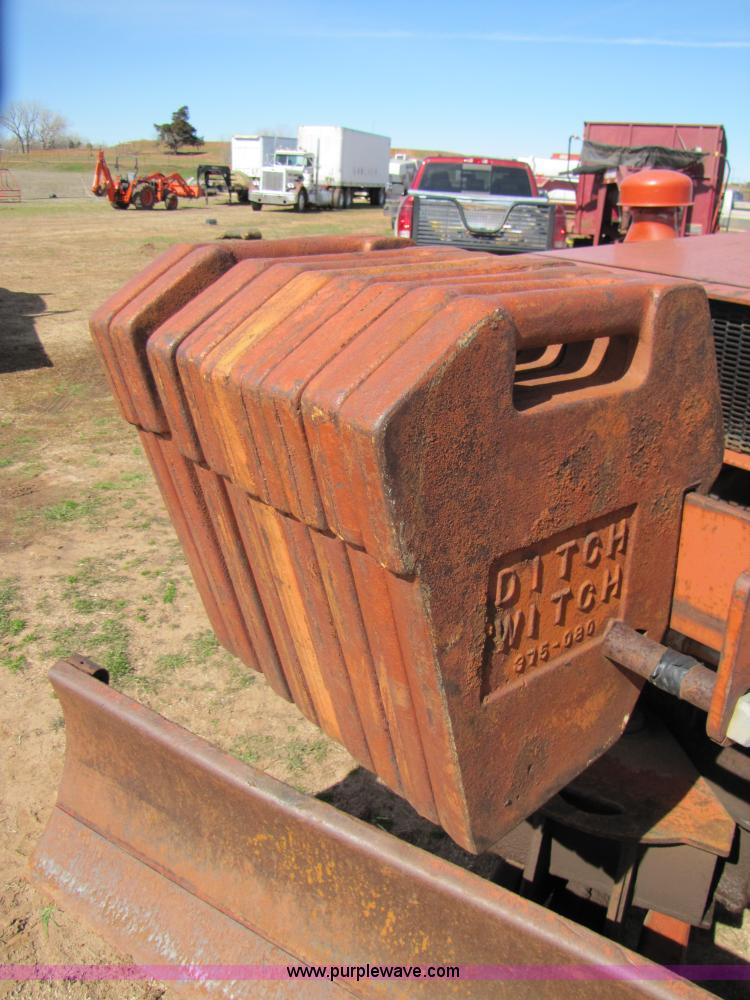 image for item B2226 Ditch Witch 6510DD trencher