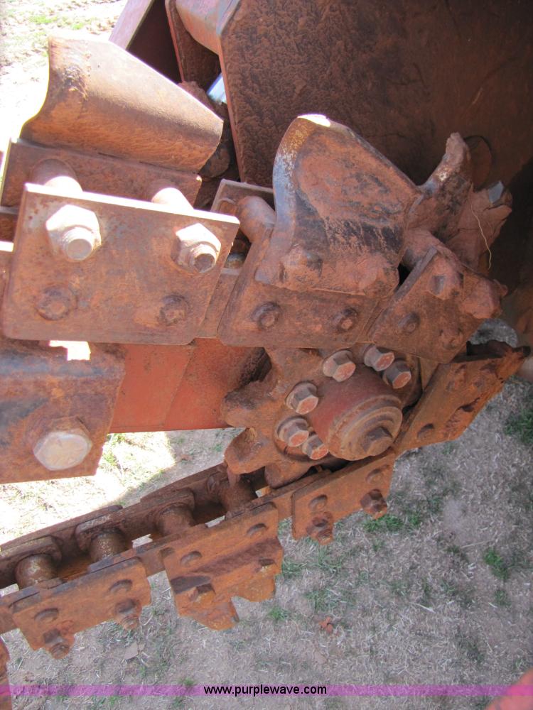 image for item B2226 Ditch Witch 6510DD trencher
