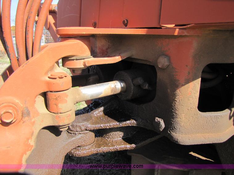 image for item B2229 Ditch Witch 6510DD trencher