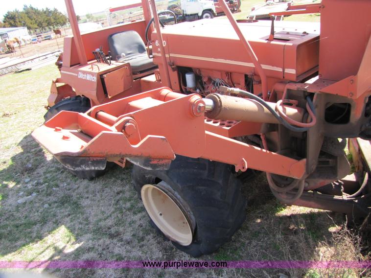 image for item B2229 Ditch Witch 6510DD trencher